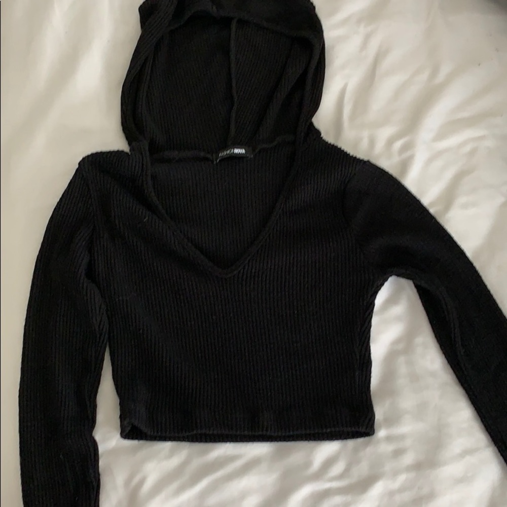 black cropped hoodie
